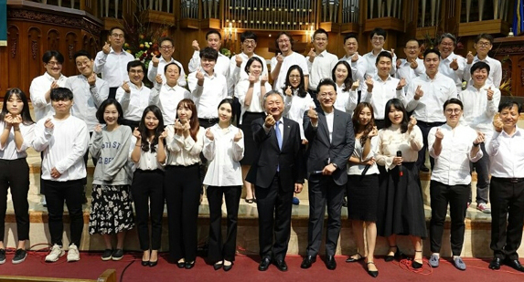 [하나님을 만나다] ‘스데반 가족찬양단’ 은혜로운 찬양의 밤 이끈다